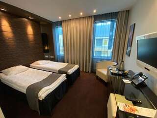 Отель Tallink Hotel Riga Рига Стандартный двухместный номер с 2 отдельными кроватями, утреннее посещение сауны-3